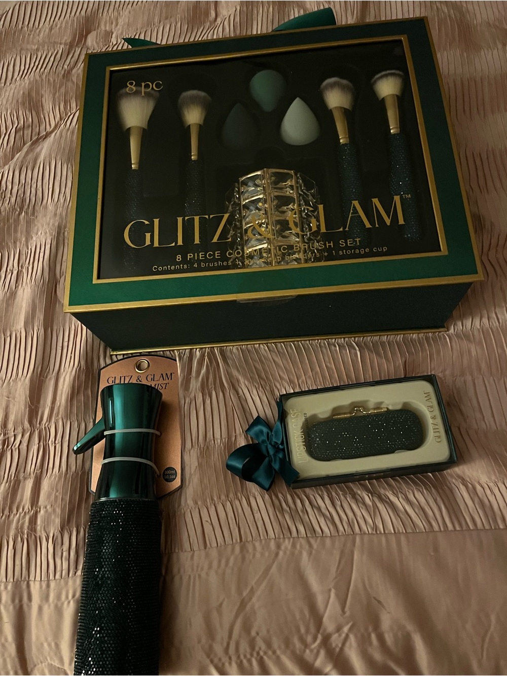 Glitz & Glam 8-Piece Teal Makeup Brush with lipstick case and spray bottle
